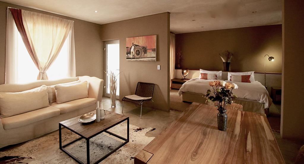 The Village Courtyard Suites & Executive Apartment Windhuk Zewnętrze zdjęcie